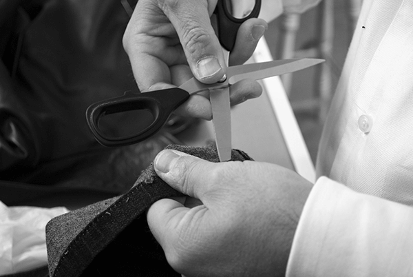 Riccardo Tailoring scissors working wellington